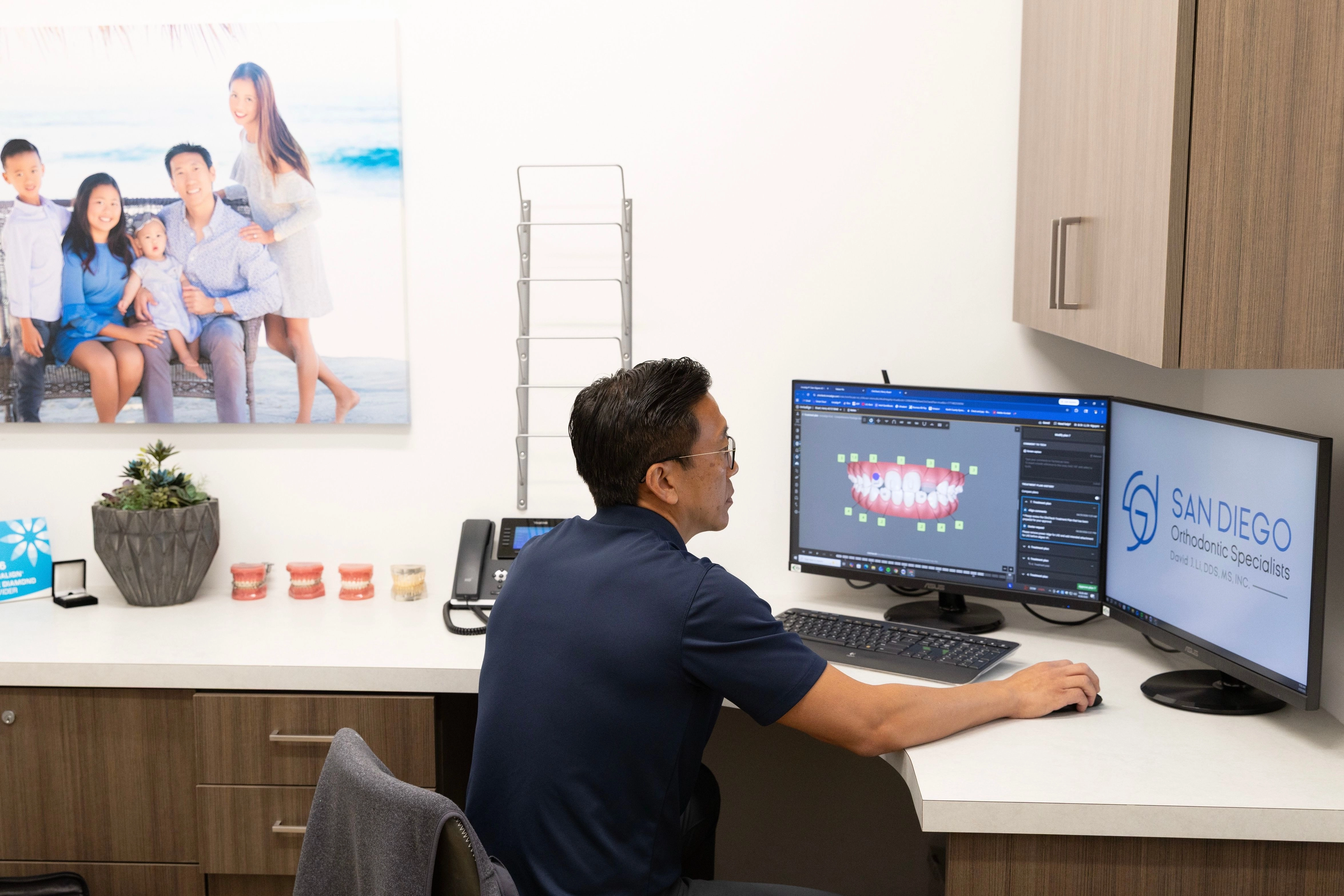 Dr. Li creating a customized treatment plan
